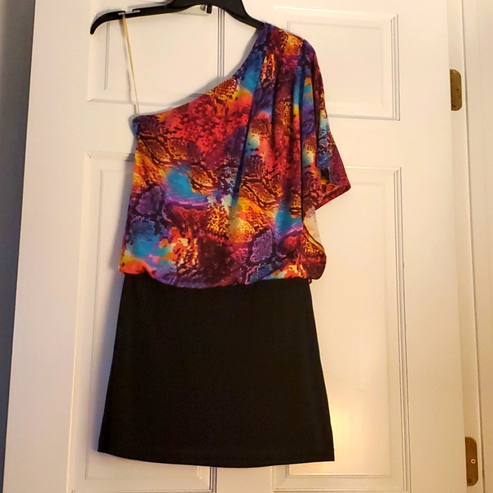 One shoulder dress